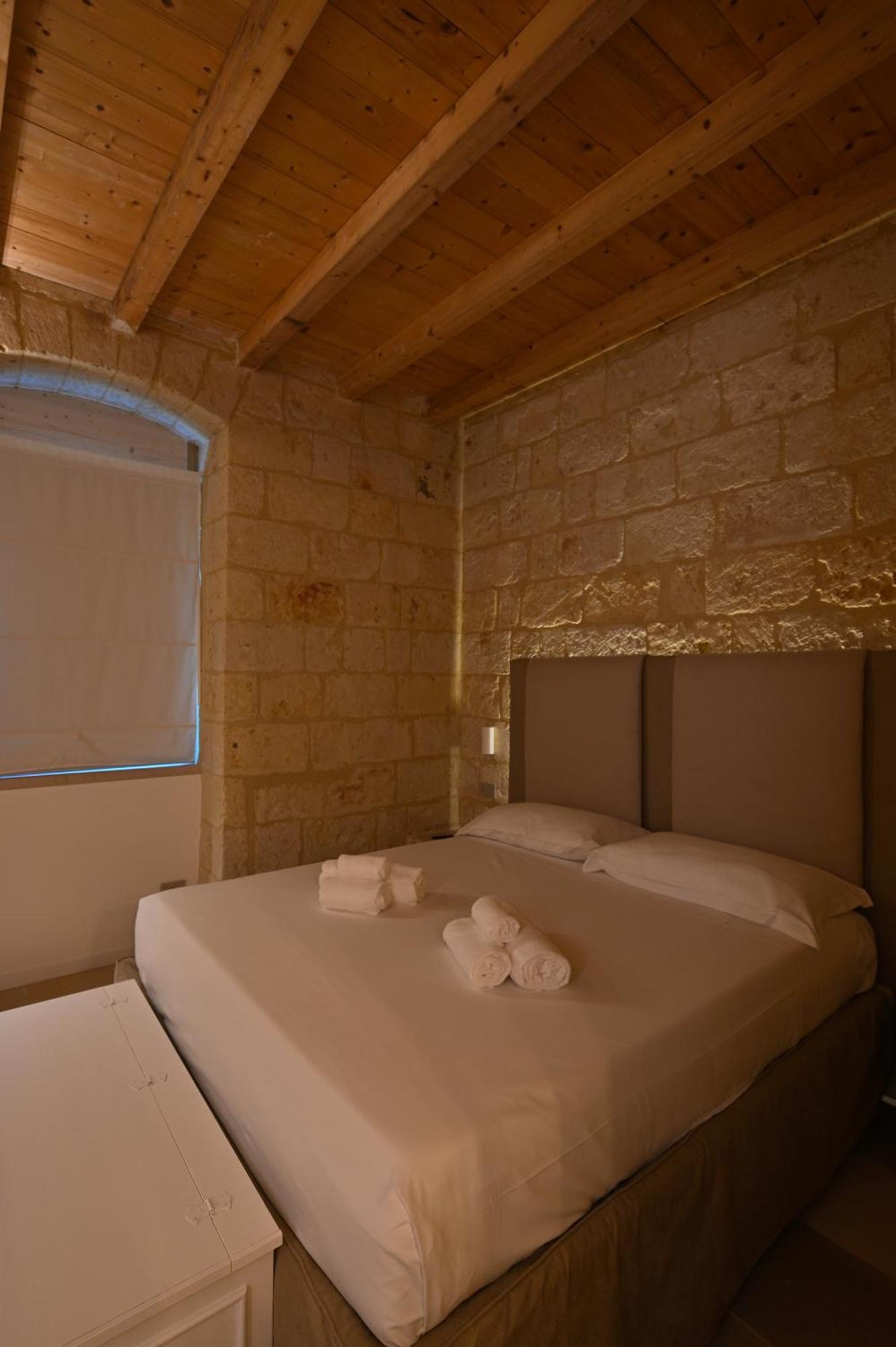 Palazzo Momi Bed and Breakfast Μπάρι Εξωτερικό φωτογραφία
