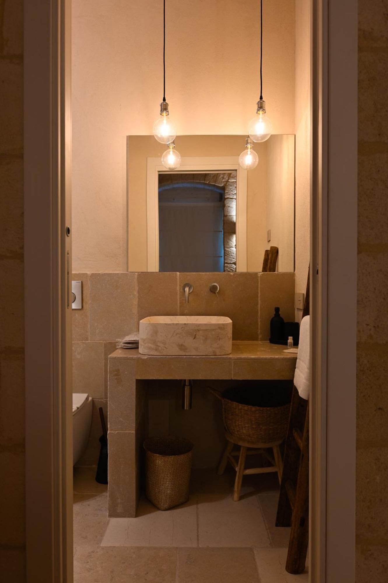 Palazzo Momi Bed and Breakfast Μπάρι Εξωτερικό φωτογραφία