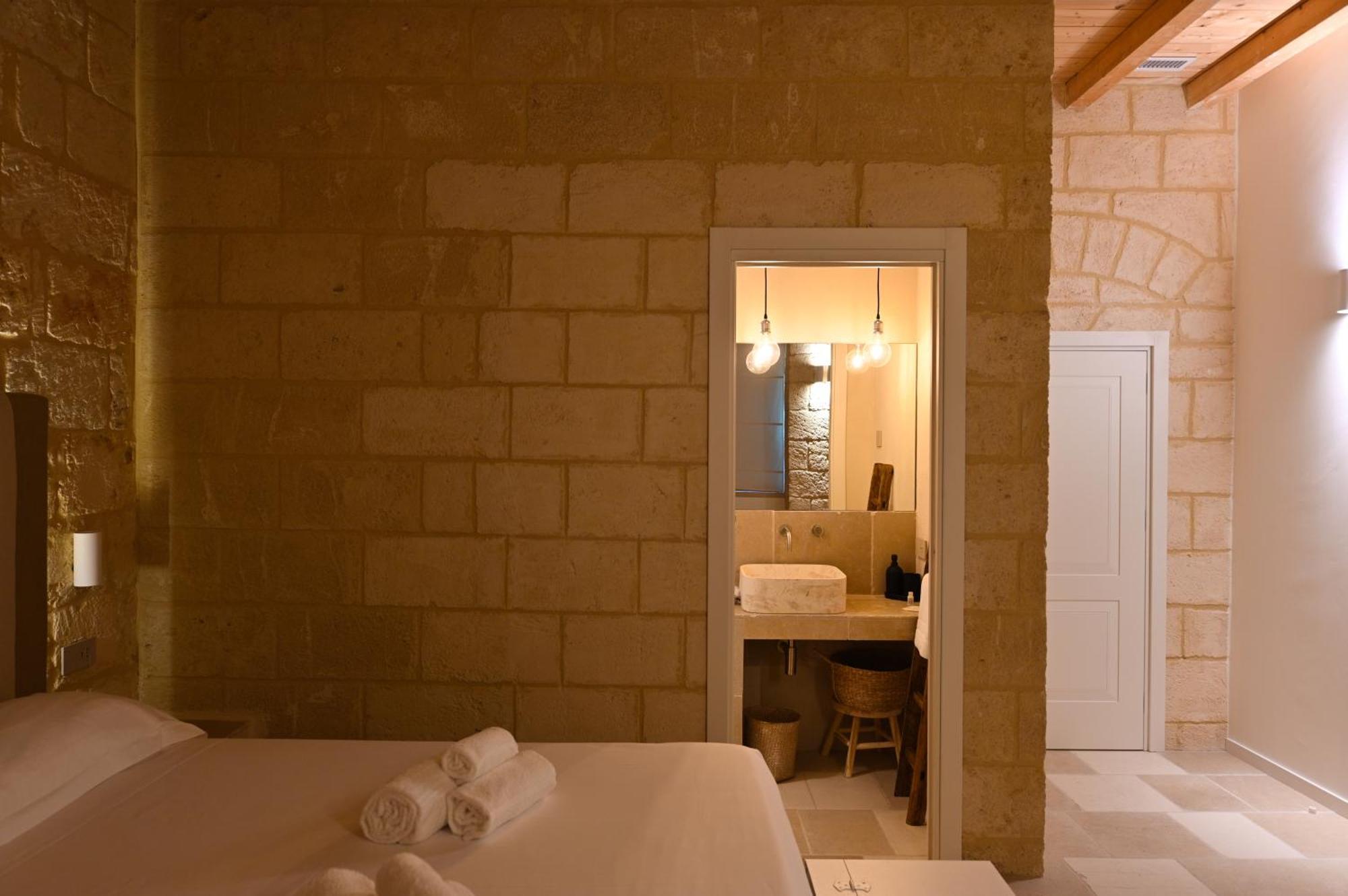 Palazzo Momi Bed and Breakfast Μπάρι Εξωτερικό φωτογραφία