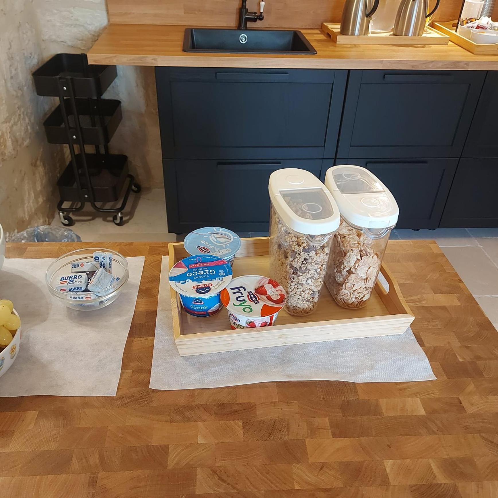 Palazzo Momi Bed and Breakfast Μπάρι Εξωτερικό φωτογραφία